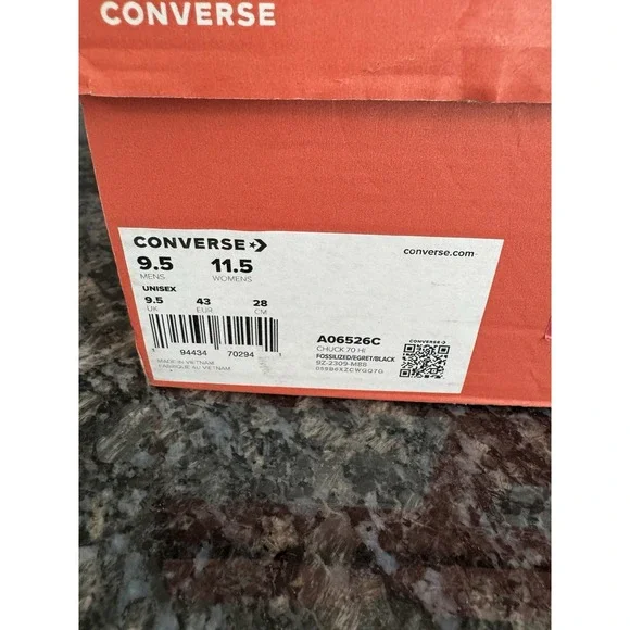 Converse Chuck 70 Hi.Multi-Stitch High Top Size 95 Men 11.5 Lady. Shoes